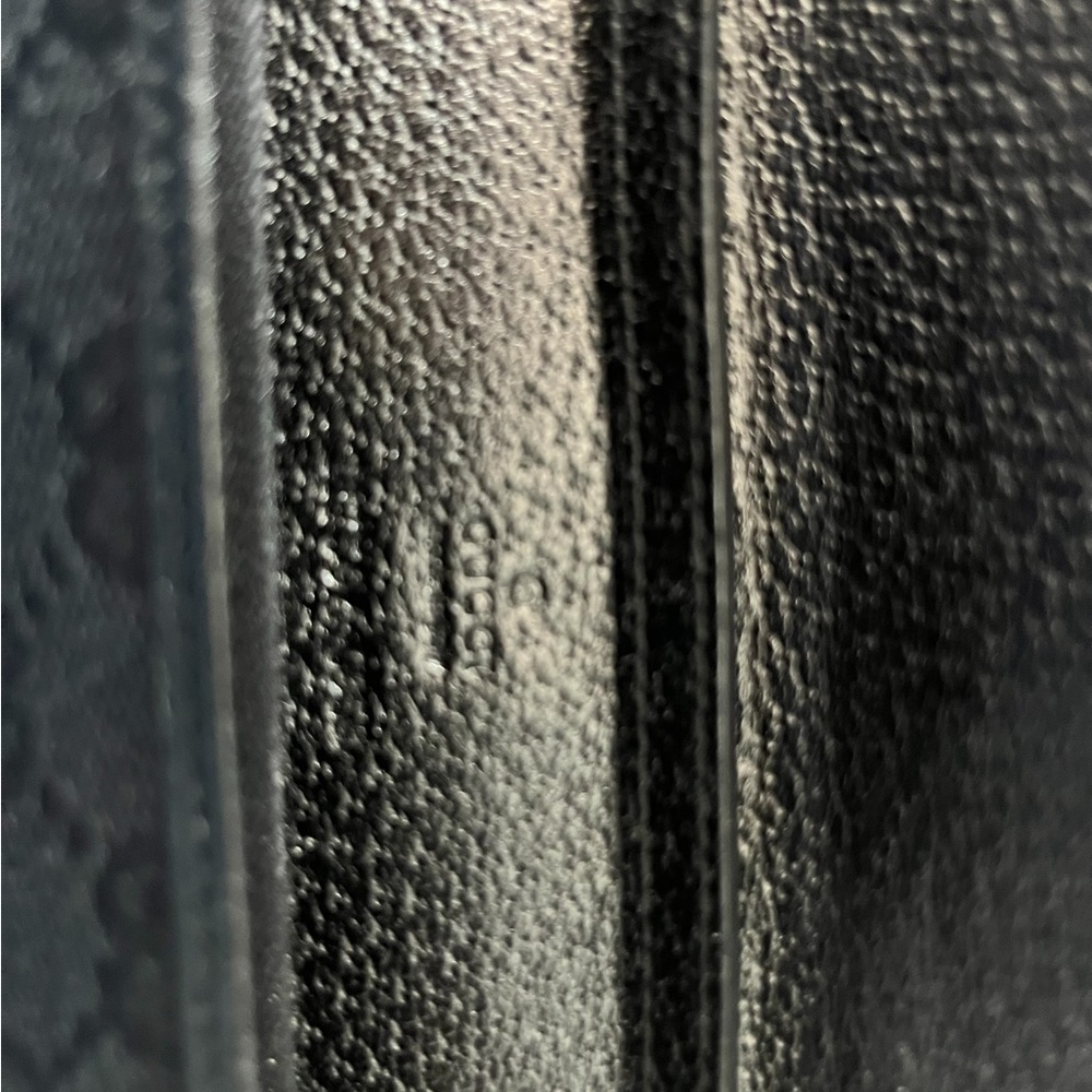 GUCCI black GG monogram canvas crossbody clutch. - Picture 6 of 11